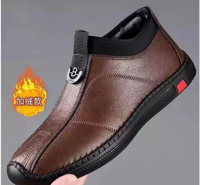 Leather Shoes Men's Autumn and Winter Velvet Warm Casual Men's Shoes Soft Sole Non-slip One Pedal Middle Old Dad Shoes