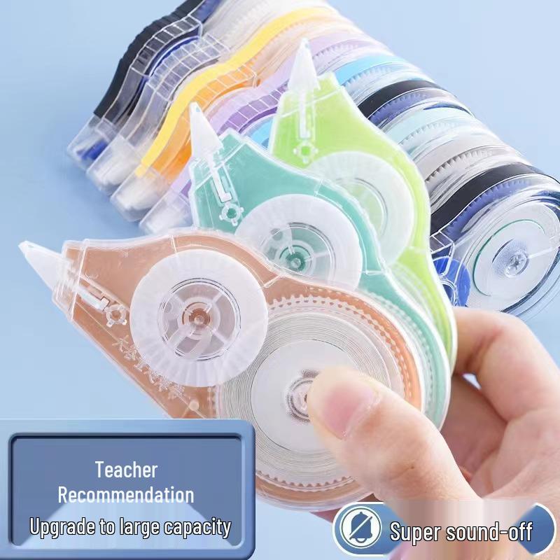 Taśma korygująca klejąca, cicha, o dużej pojemności - Trwała, typu push, niełamliwa, wysoka wartość dla uczniów