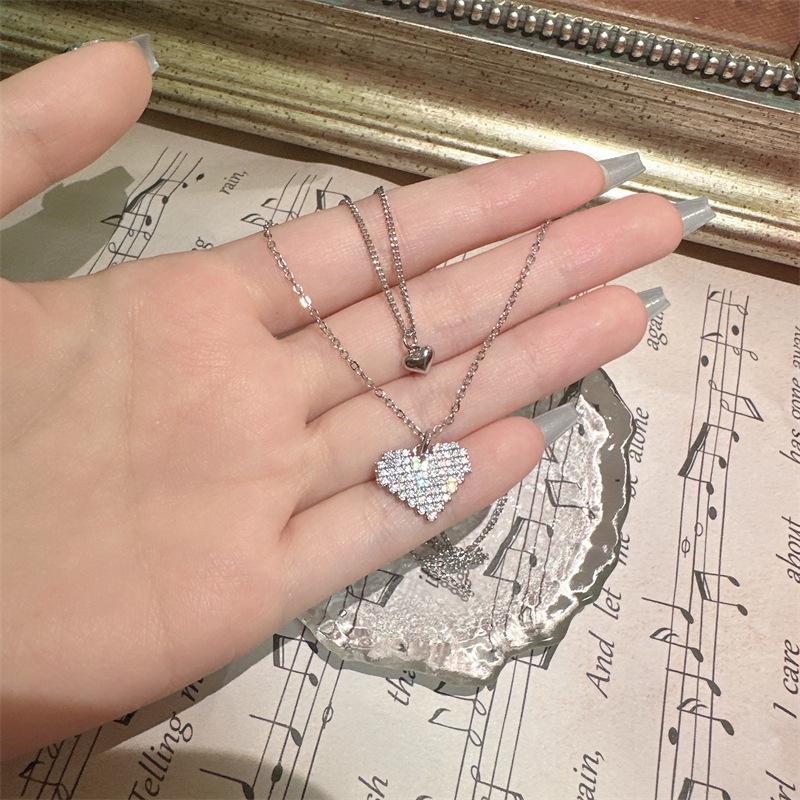 High-End Heart-Shaped Diamond Necklace - Elegant Clavicle Chain with Niche Design