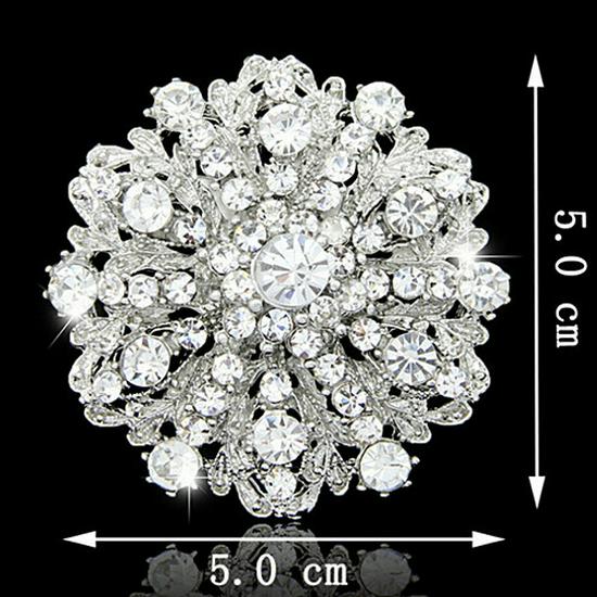 Elegant Rhinestone Flower Boutonniere for Brides