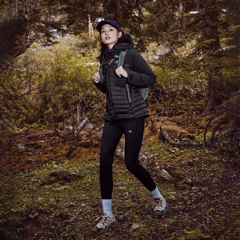 Tuoluzhe Women's Paneled Hooded Puffer Jacket