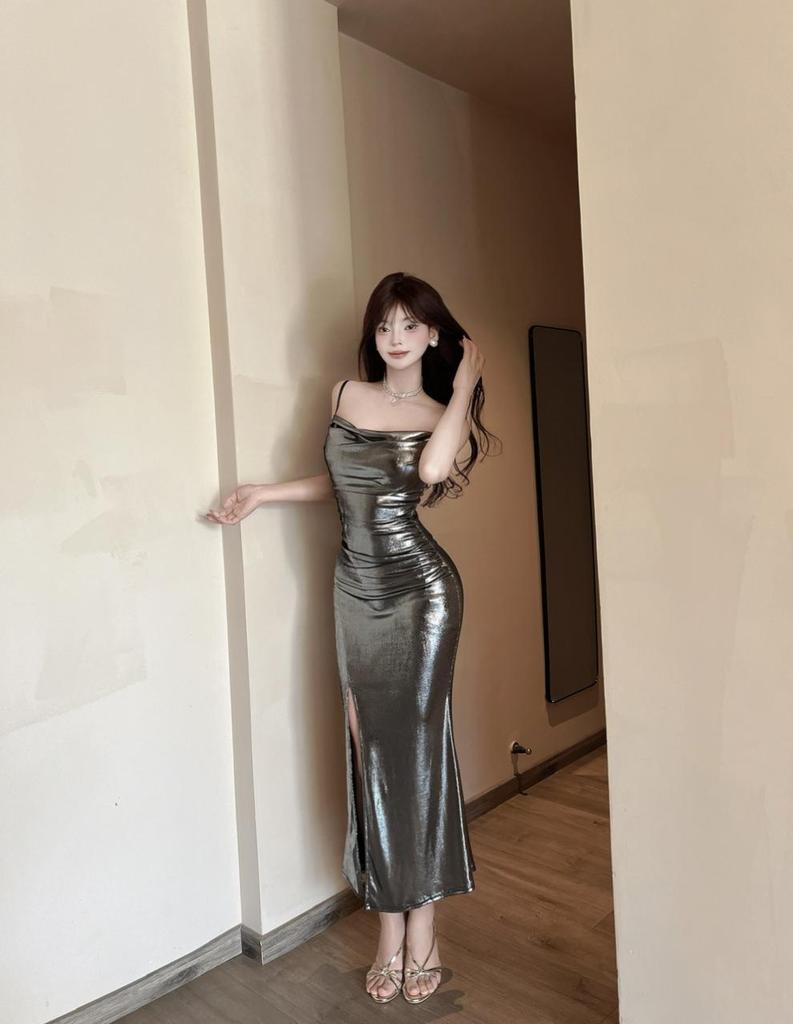 Elegant Women's Glitter Mermaid Evening Gown - Slim Fit Hip-Hugging Design