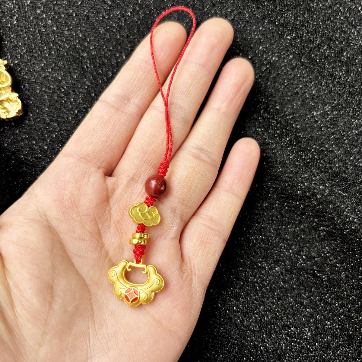 

Ремешок для мобильного телефона в китайском стиле песочно-золотистого цвета с металлической цепочкой и маленькой подвеской для мужчин и женщин