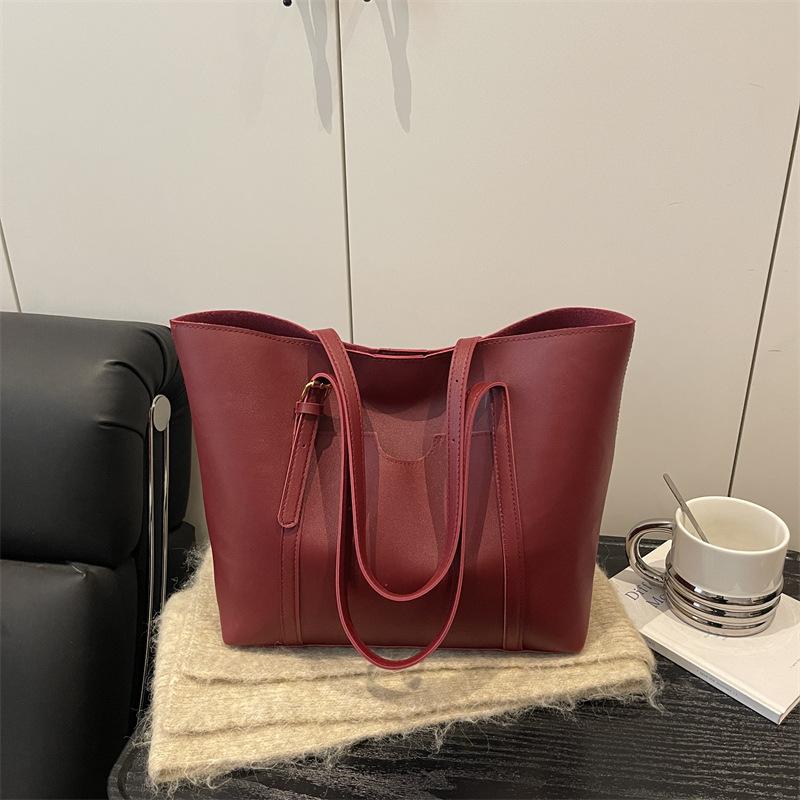 Fashionable, Simple and Trendy Tote Bag, Commuter Single-shoulder Bag, Large-capacity Casual Handbag