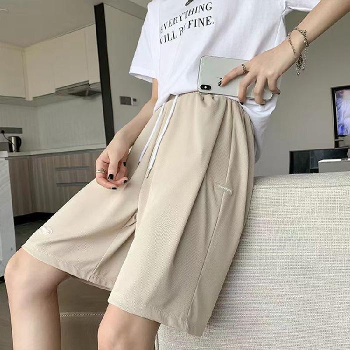 

Женские повседневные шорты из тонкого ледяного шелка с высокой посадкой, Летние новые женские свободные шорты с широкими штанинами большого размера, Спортивные бриджи до колена для женщин 4XL