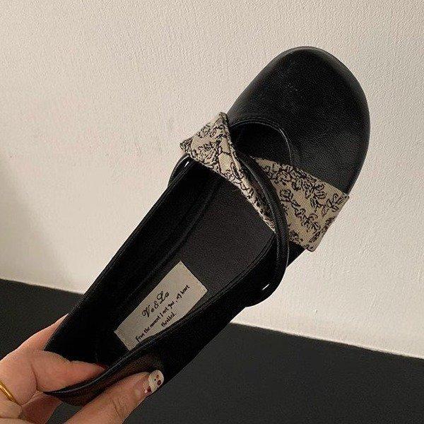 

Design sense niche Korean version shallow mouth single shoes flat shoes women s shoes soft sole 2025 early spring new French Mary Jane shoes 35 чёрный