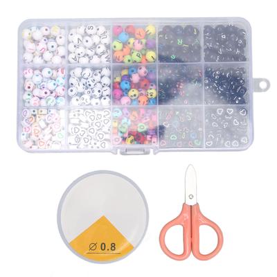 Set di Perline con Lettere per Bambini Perline Acriliche con Alfabeto e Numeri per Braccialetti Collane Decorazione Fai da Te Regalo