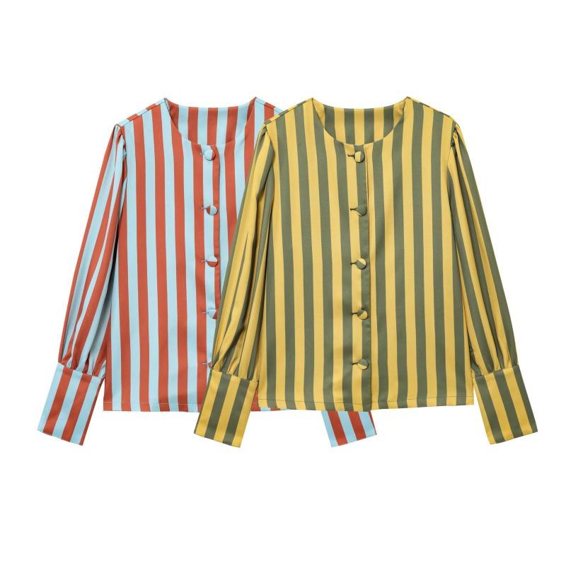 A New Spring Women's Fashion Striped Printed Buckle-decorated Puffed-sleeve Top