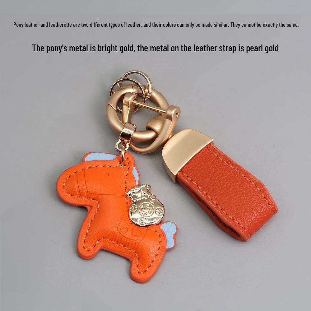 Kleiner Schaf- & Pferdeleder-Schlüsselanhänger mit Perlenanhänger - Gold