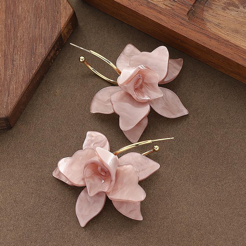 3D Resin Flower Earrings Fashion Exaggerated Pastoral Style Plate Ear Jewelry Unique Design Earrings for Women