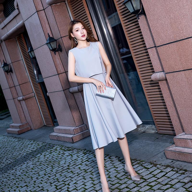 

Dress new temperament dinner dress dignified celebrity short white can usually wear sleeveless dress XXXL срібло сірий колір