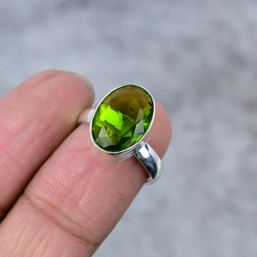 Peridot Gemstone Handmade 925 Sterling Silver Jewelry Ring Size 7 M-285
