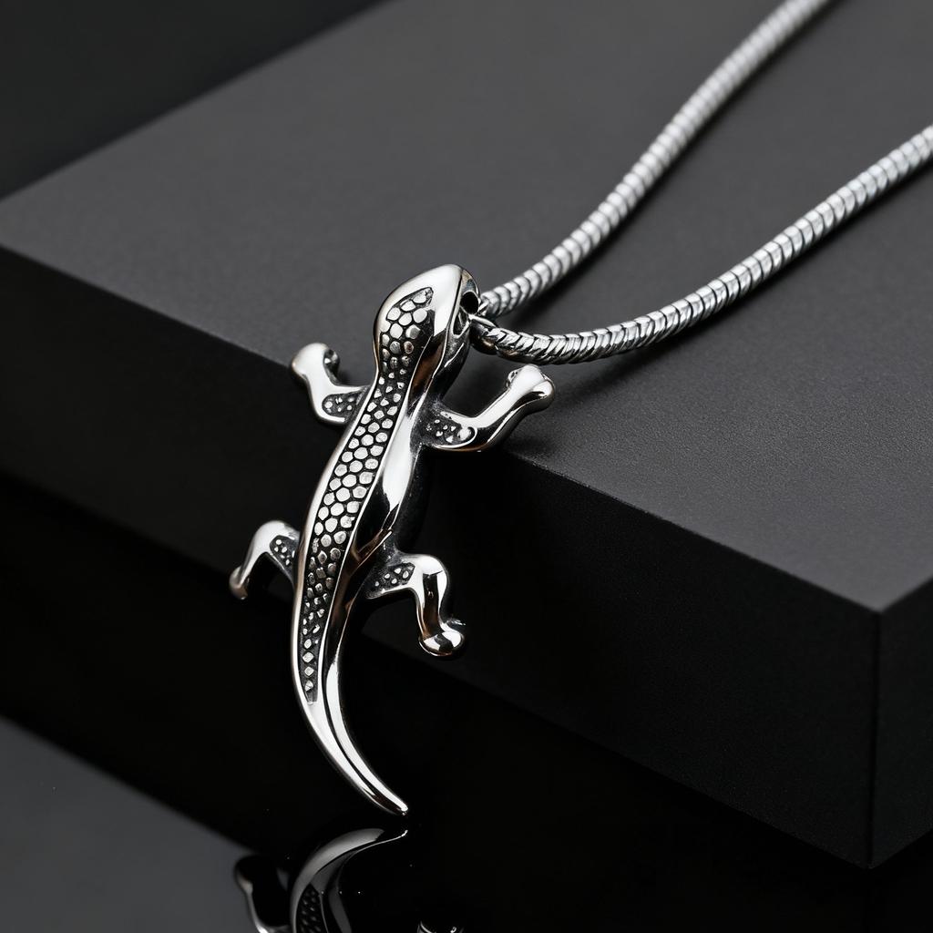 Unique Gecko Lizard Pendant Necklace for Men Male, Stainless Steel Hip Hop Animal Necklace, Fashion Jewelry Creativity Gift