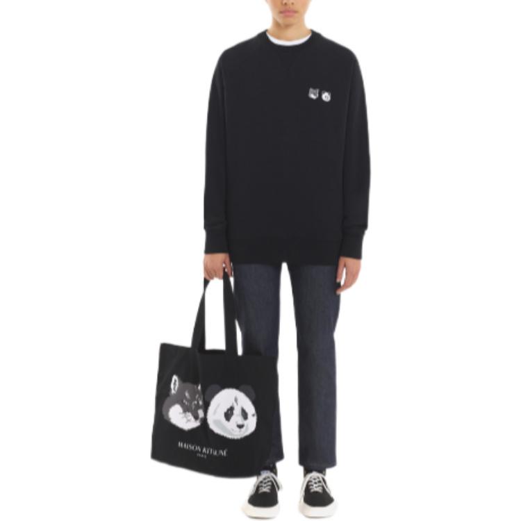Maison Kitsune FW22 Logo Patch Crewneck Sweatshirt Unisex sweatshirt Black SPCHM00301-P199