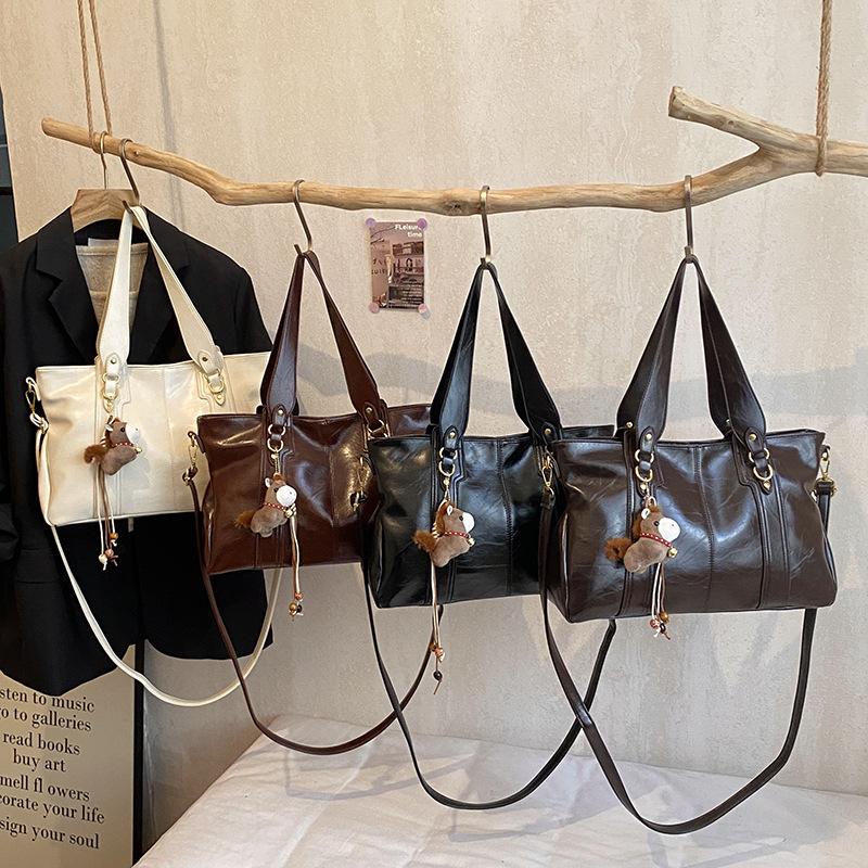 Simple Vintage Solid Color PU Leather Women's Shoulder Bags Versatile Glossy Ladies Messenger Bag Large Capacity Female Tote Bag