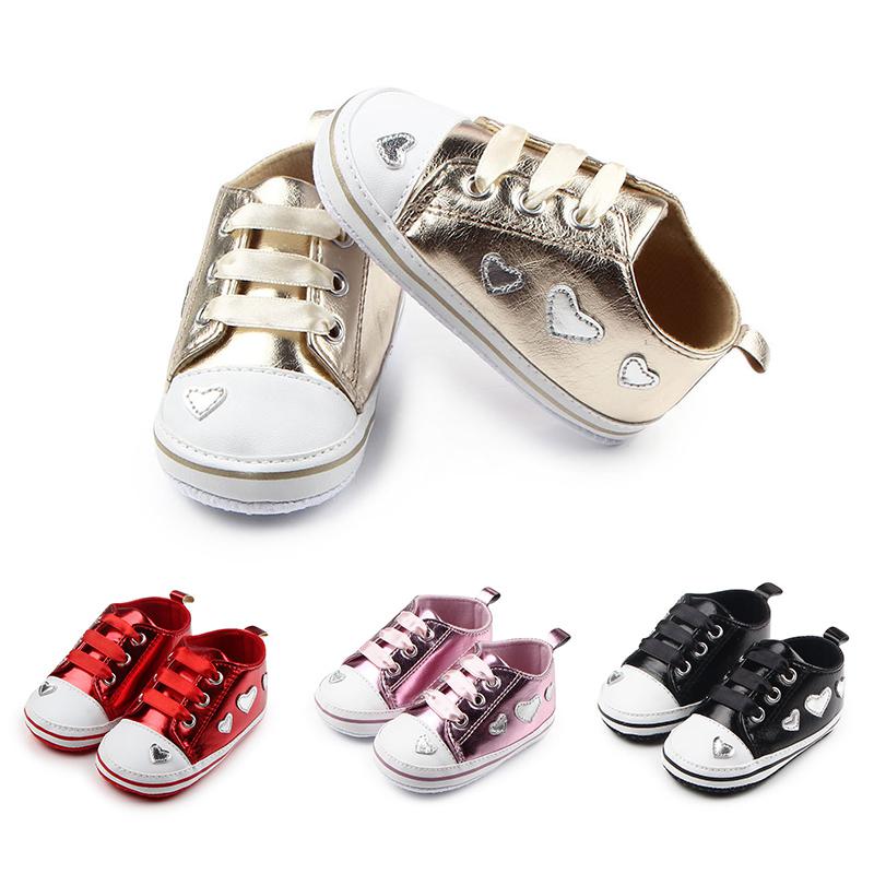 Zapatillas bebe de primeros pasos con motivo corazón y cordones de pego en  distintos colores comprar a buen precio — entrega gratuita, reseñas reales  con fotos — Joom