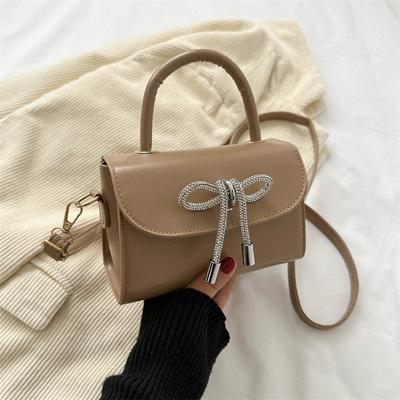 Chic Design Women Mini Handbag Autumn Winter Retro Chains Bow Decorate Shoulder Pack Versatile Female Crossbody Bag