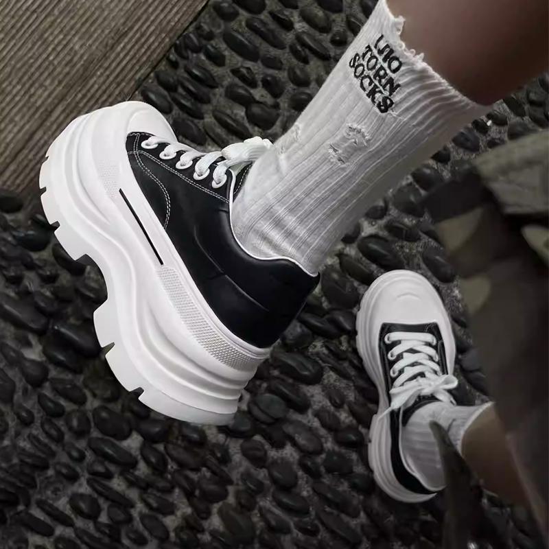 

Модная кожаная обувь на толстой подошве женская 2025 весна новинка интернет-знаменитость повседневная спортивная обувь папины кроссовки женская обувь платформа женская 35 чёрный