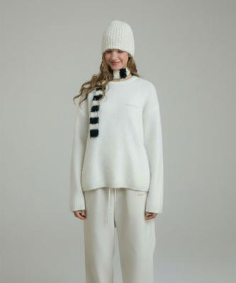 Eopaeleolakaibeu Toll Angora Round Knit - Ivory