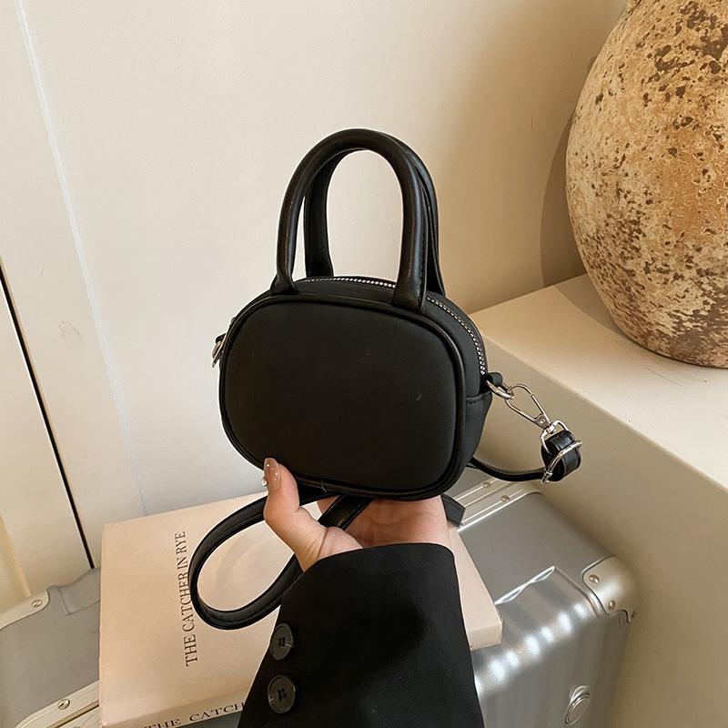 

Mini small bag women s new going out small bag high-end Maillard shoulder crossbody small square bag чёрный