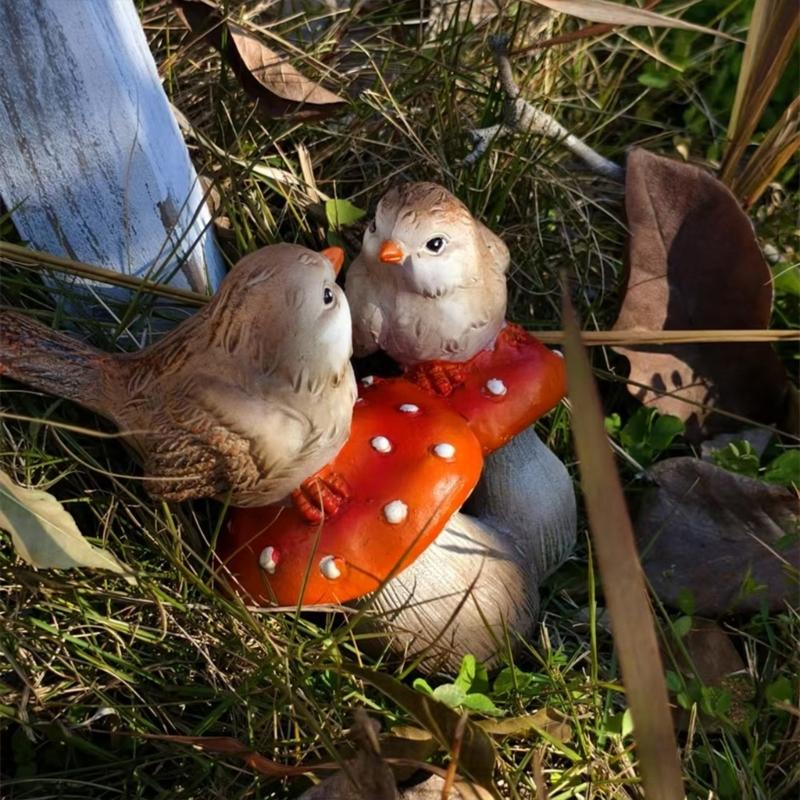 Lovely Birds Perched On Mushroom Statue Resins Figurine Sculpture Garden Landscape Decors for Indoor and Outdoor Space