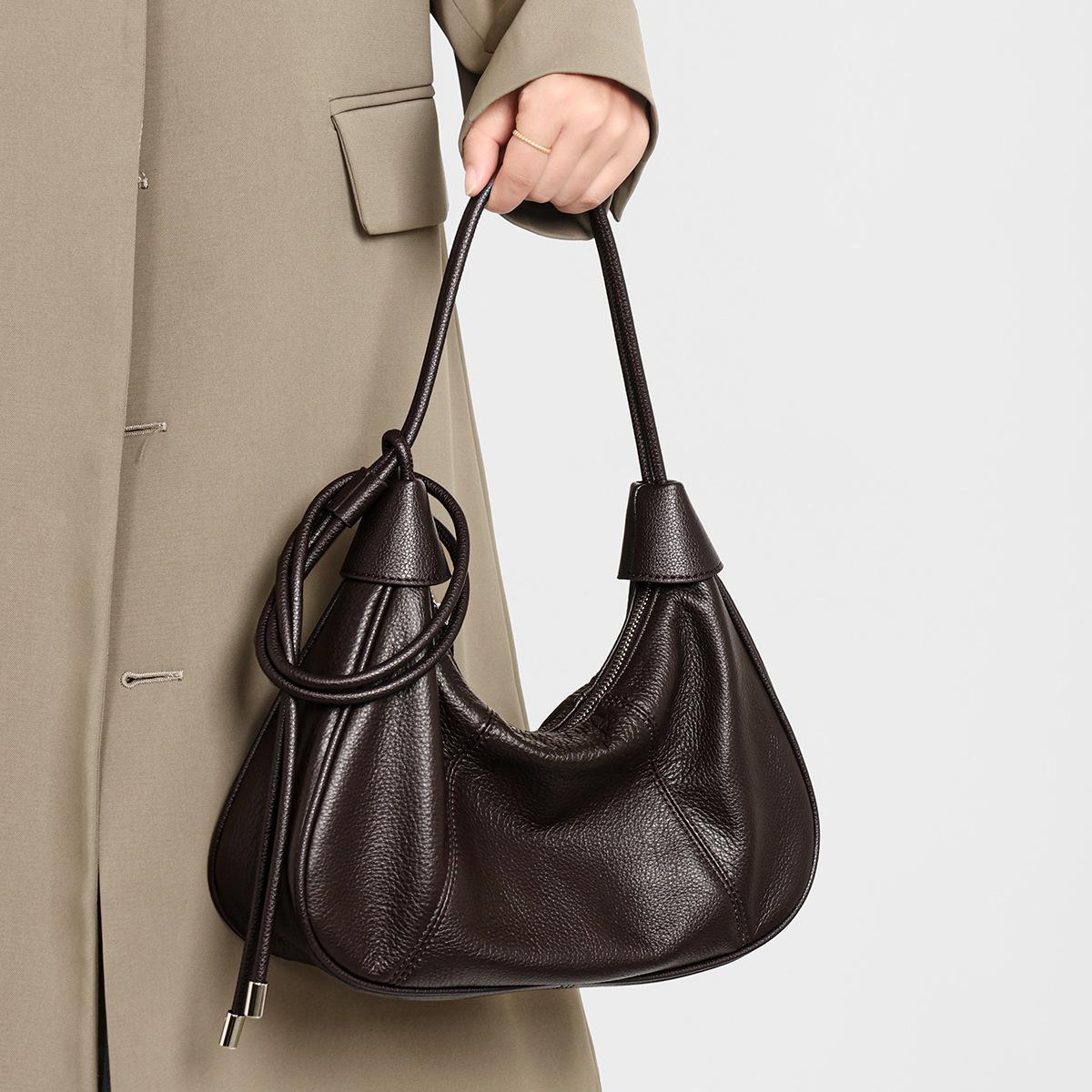 

Genuine Leather Women s Bag, Winter Women s New Style, High-end and Niche Women s Single Shoulder Underarm Bag, Retro and Fashionable Crossbody Bag кофейный