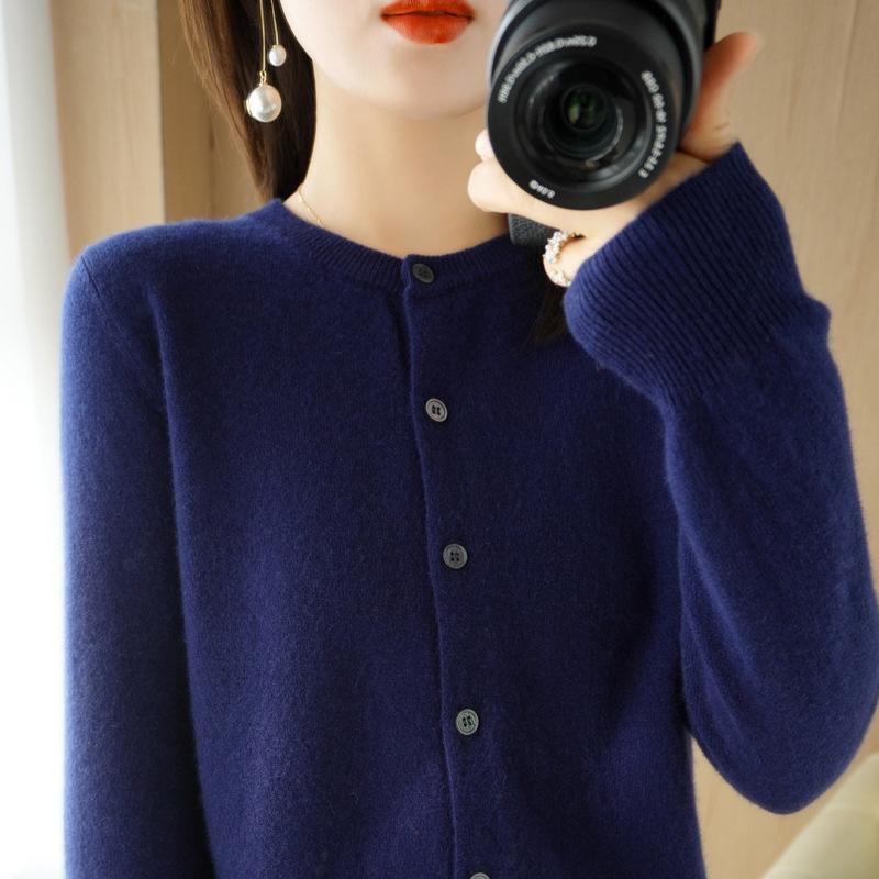 Damen Cardigan mit langen Ärmeln Rundhalsausschnitt Eleganter Strick Cardigan Pullover Einfarbige Einreiher Frühling Herbst Oberbekleidung