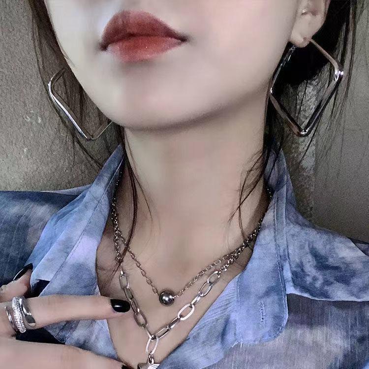 Klassische Retro Metallohrringe für Damen - Schicker europäischer und amerikanischer Stil