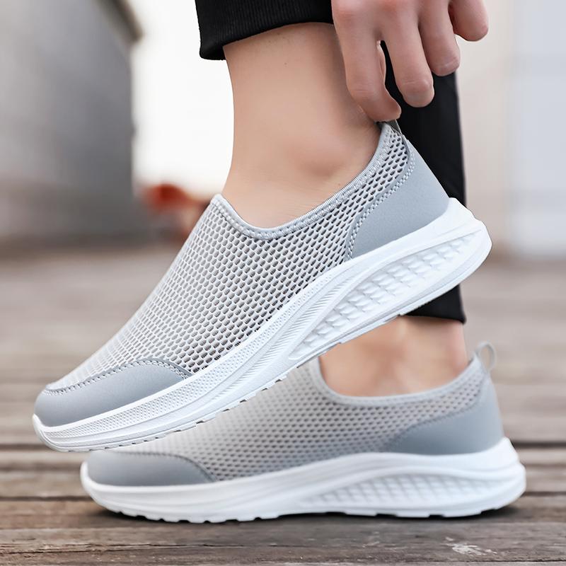 Summer Men/Women's Hollow Ultra-lightweight Mesh Breathable Men's Casual Sports Shoes Large Size Women's Sports Shoes