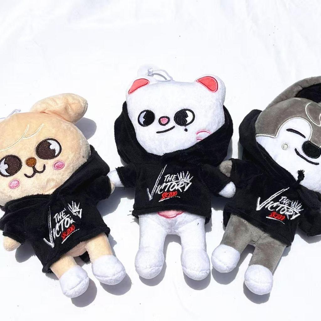 Straykids FM Puppe SKZOO Plüschtier SKZ  Hyunjin Bangchan Leeknow Han Felix Seungmin I.N Changbin
