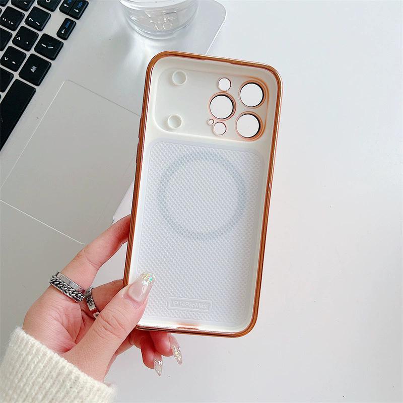 iPhone 17 Pro Max Magnetic Plating Case with Laser Lens Protection