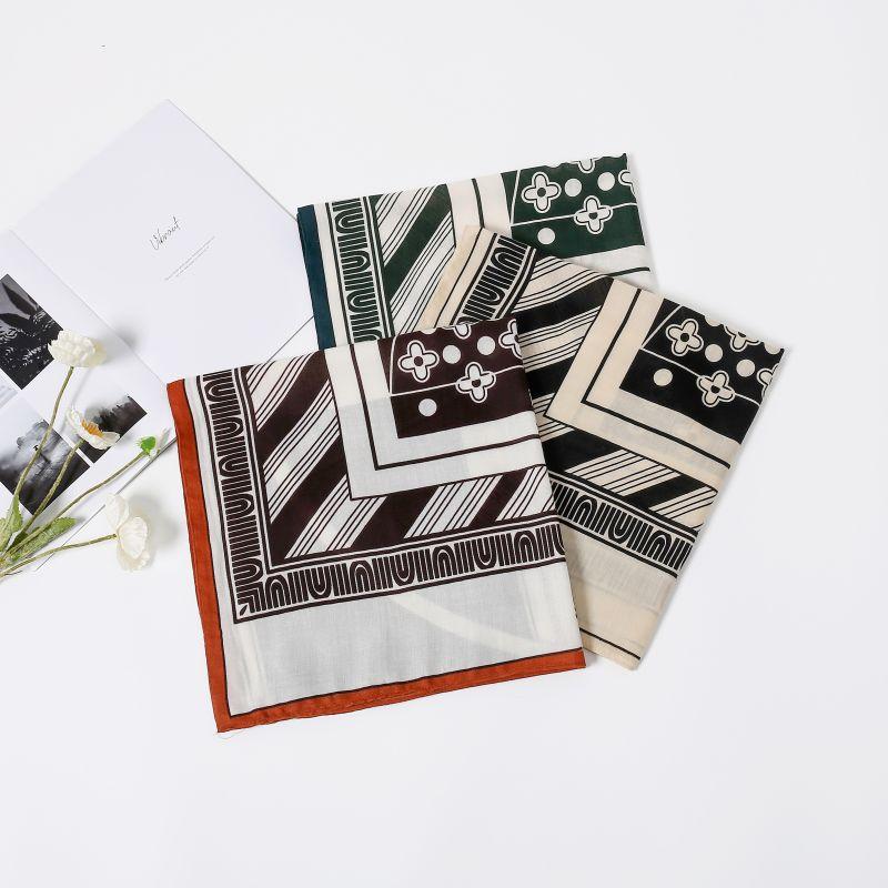 1116 Spring New Simple Fashion Versatile High Sense Cotton and Linen Texture 71cm Small Square Scarf Women's Decorative Velvet