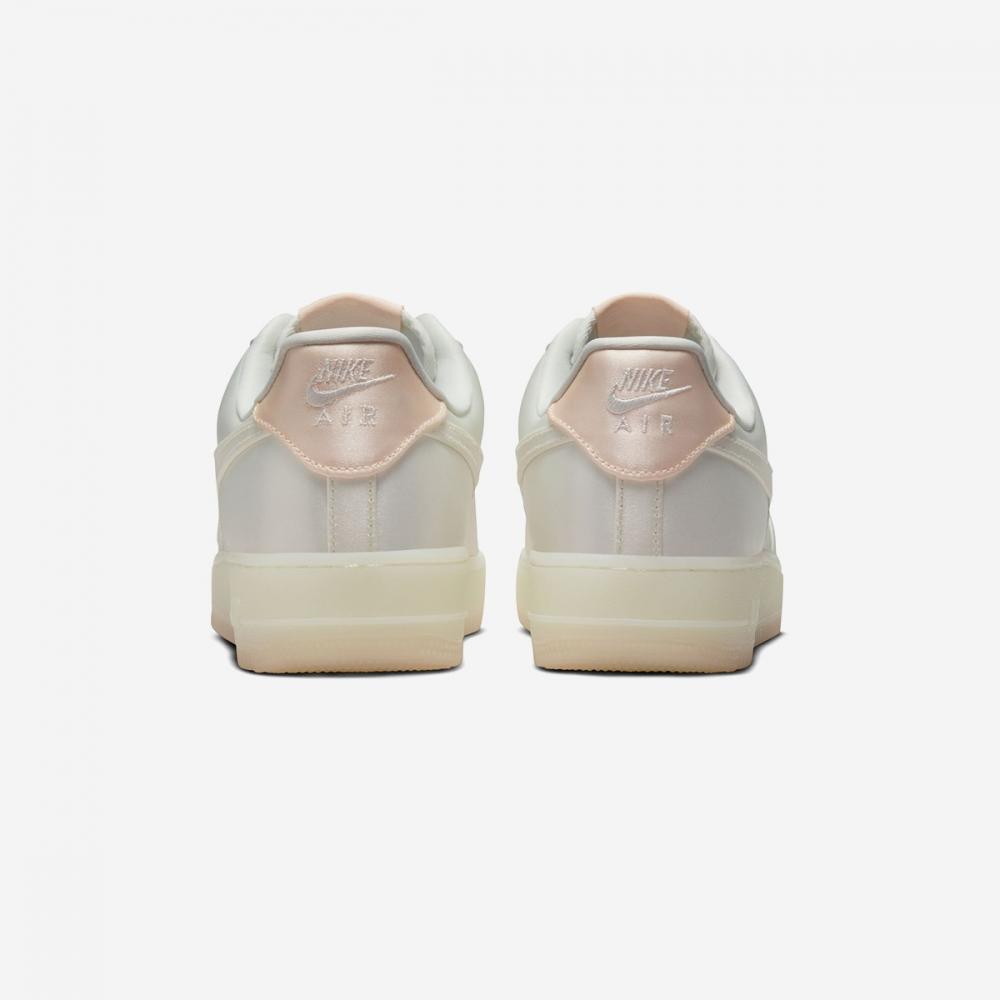 Nike Women S Nike Air Force 1  07 Lv8 Hq3762 133