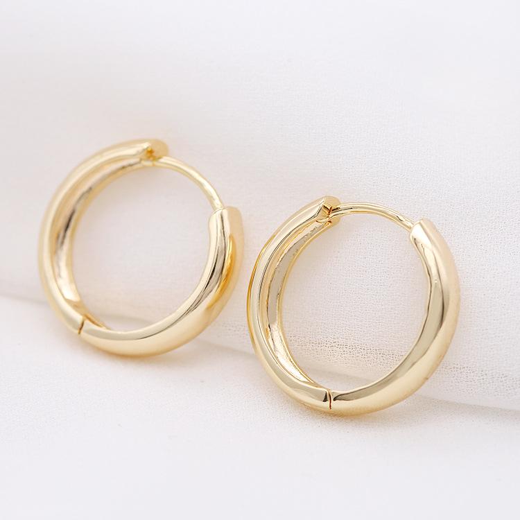 Orecchini a cerchio rotondi lisci placcati in oro 14k - Gioielli di moda eleganti e leggeri di lusso per le donne