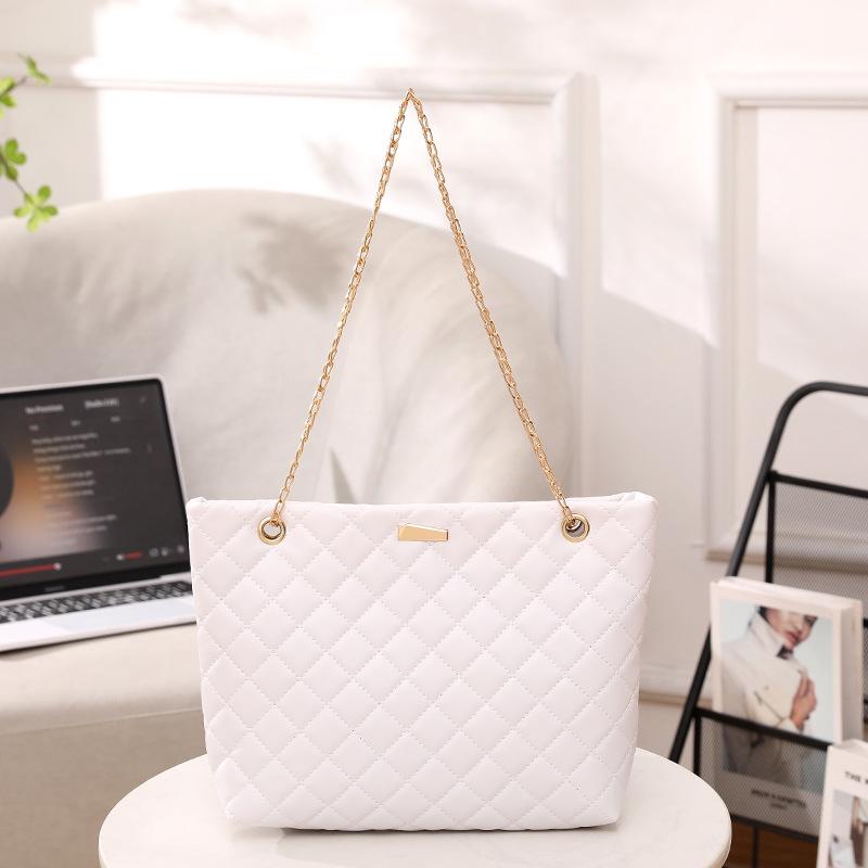 

Fashion Versatile Women s Bag Classic Embroidered Rhombus Tote Bag Large Capacity Chain Shopping Bag Shoulder Bag Tide