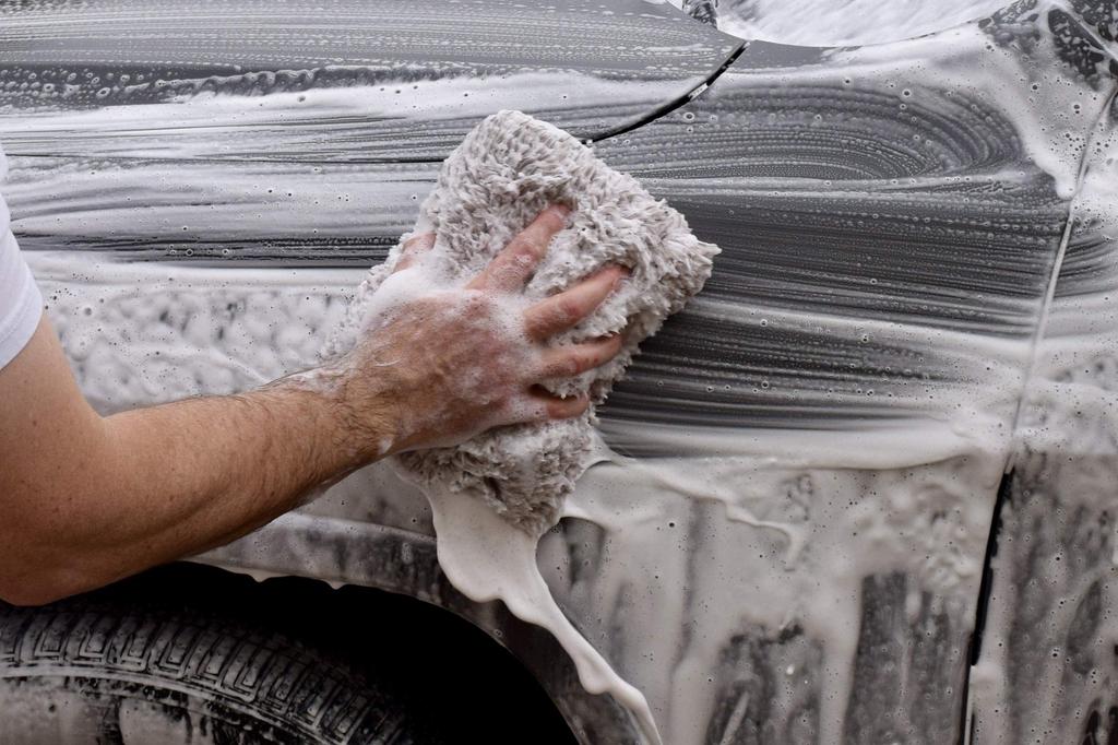 Red Line Finish - The Boss Ultimate Microfiber Wash Pad - 9 x 6