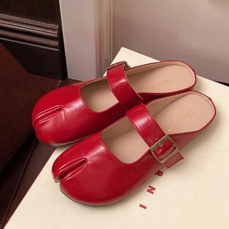 Fashion Women Split Toe Flats Shoes Woman Comfy Flats Slippers Soft Bottom Loafers Slip On Beach Slides Buckle Shallow Mouth Mary Jane