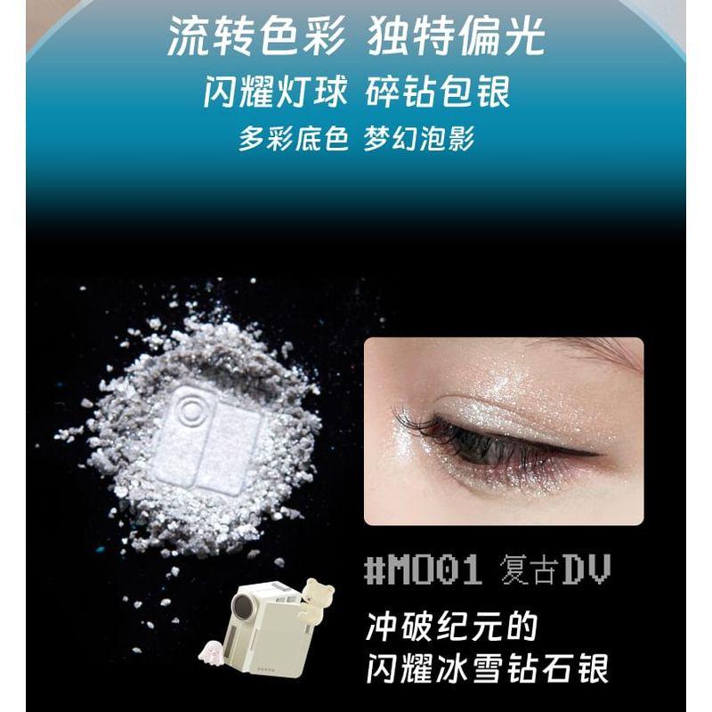 LEEMEMBER - Seria Dreamcore Fard de pleoape Monocromatic cu Strălucire de Diamant - 7 Culori