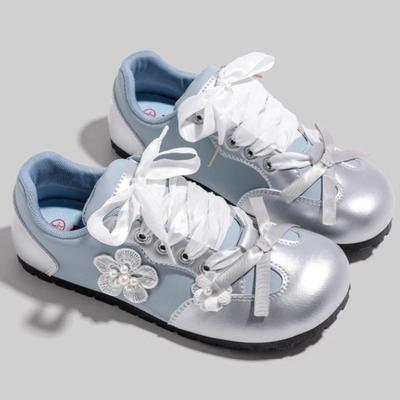 Fashion Autumn New Casual Sports Shoes Women's Fashion Round Head Butterfly Knot Flowers Before Lacing Soft Sole Non-slip Flat Shoes