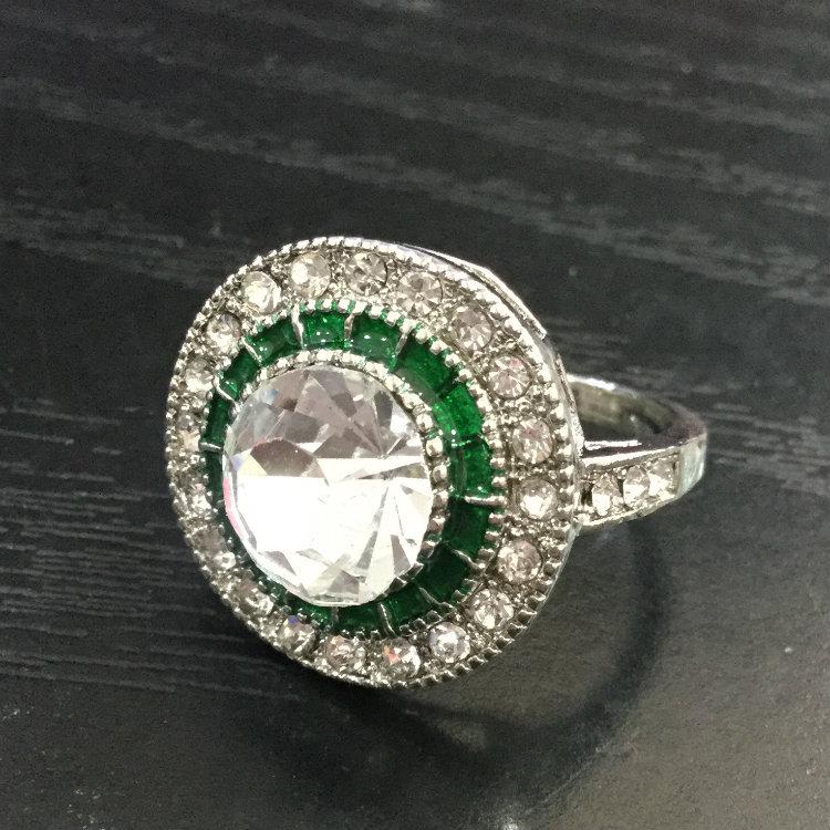 Copper Plate Inlaid Zircon Ring: European & American Style Unisex Design