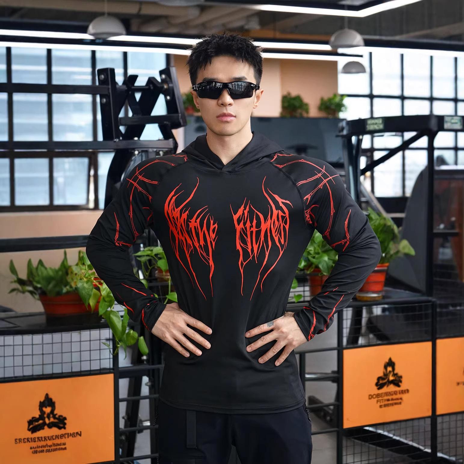 Мужская готическая принтованная быстросохнущая спортивная футболка с капюшоном, с длинным рукавом, облегающего кроя Small