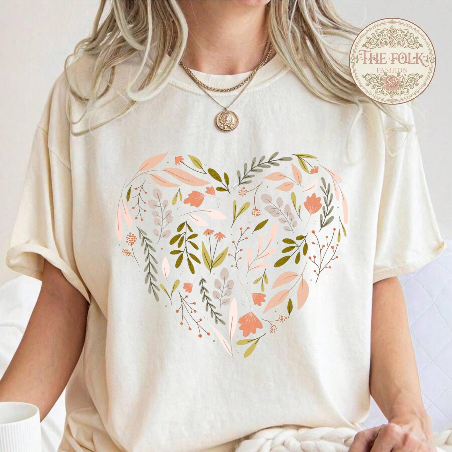 Floral Heart Shirt, Aesthetic Boho Flower Tee, Botanical Heart Graphic Shirt, Comfort Colors Floral Tshirt, Nature Lover Gift for Women M