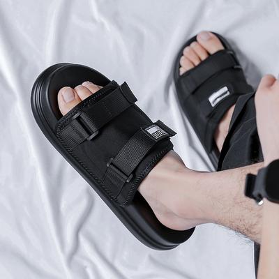 2025 Herren Freizeitschuhe Sommer Hausschuhe mit weicher Sohle Rutschfest Modische Coole Hausschuhe für Herren Einteilige Strandschuhe