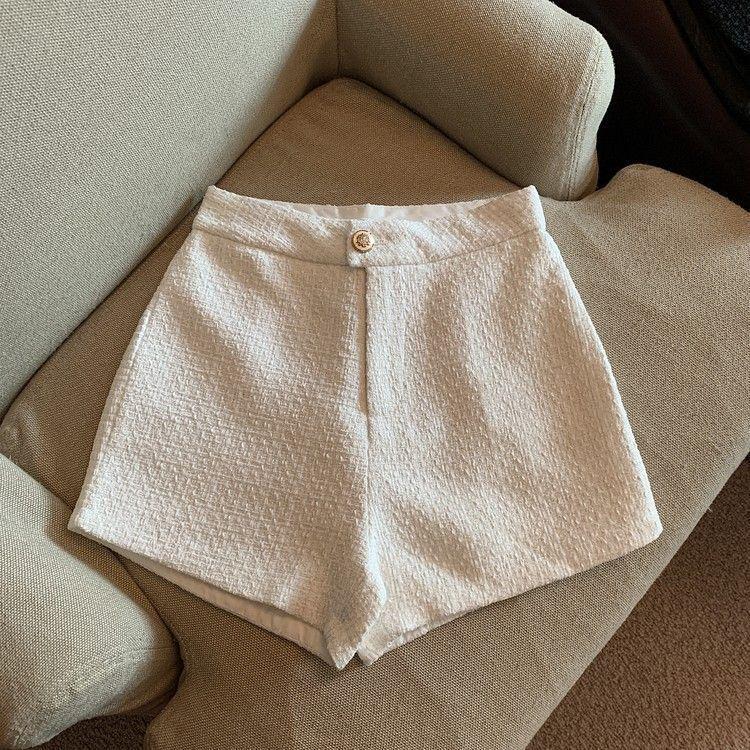 

Black High-Waist A-Line Wool Shorts for Women - Fall/Winter Trendy Casual Wear Small білий