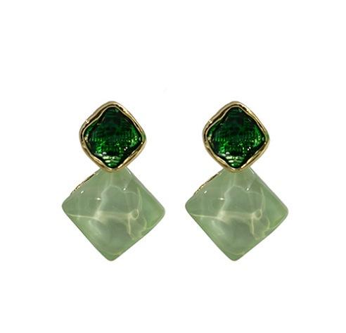 Fresh and sweet green design geometric square stud earrings sparkling earrings ins simple wind earrings зелёный