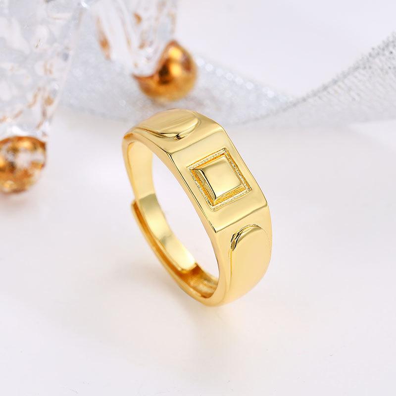 

Новый холодный ветер легкая роскошь нишевый изысканный пирамида ретро нишевый дизайн кольцо на указательный палец женские украшения