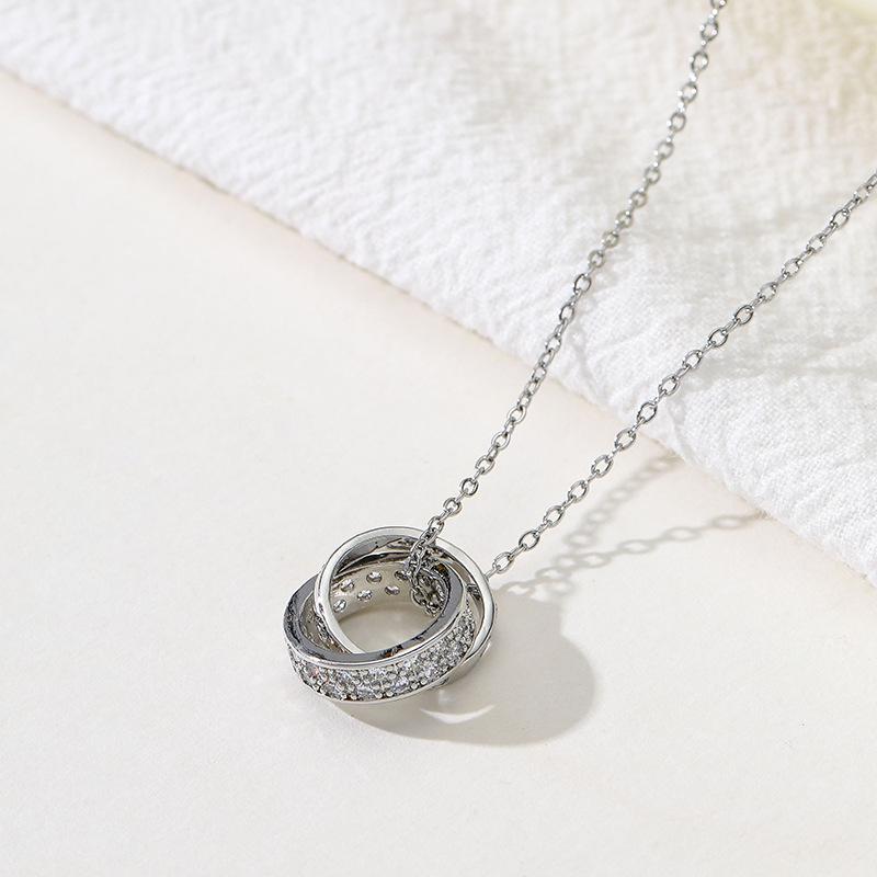 Titanium Steel Non-fading Necklace - European & American Style, Light Luxury, Versatile Korean Fashion, Perfect for Women and Girlfriend Gifts.