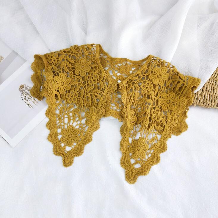 Vintage Shawl O-Neck Doll Fake Collar Shirt Women Hollow Crochet Lace False Collar Detachable Woman Half Shirt Faux  Col