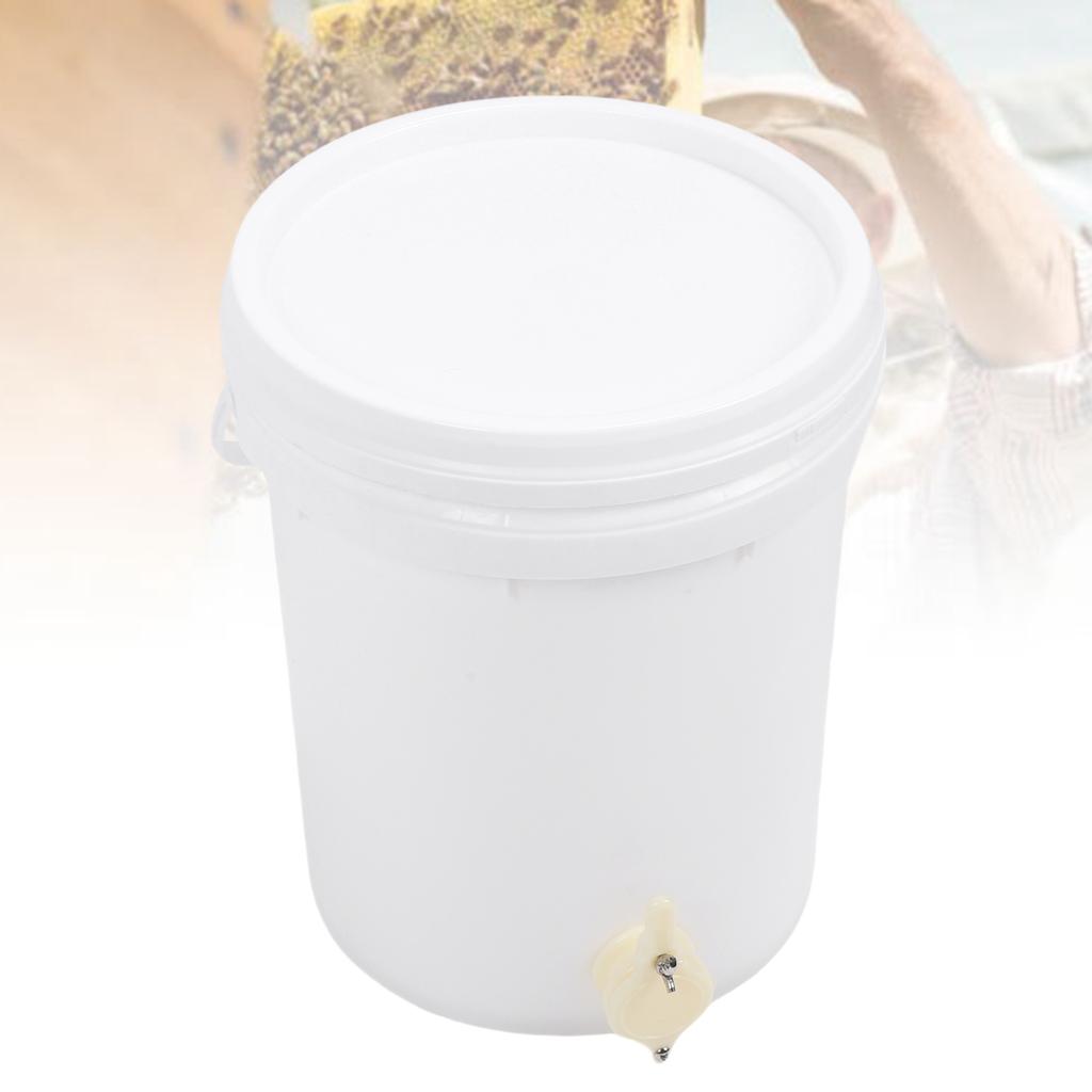 5 Gallon Honey Bucket with Lid and Gate Plastic Honey Storage Container for Beekeeping