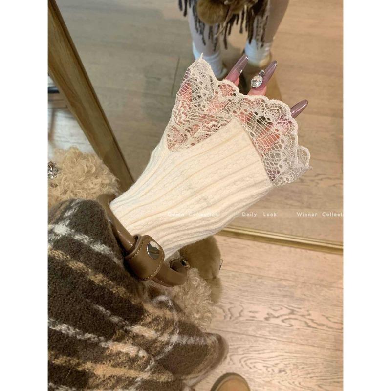 Temperament lace semi-turtleneck top women's autumn and winter slim-fit stacked design sense with knitted sweater fashionable bottoming shirt